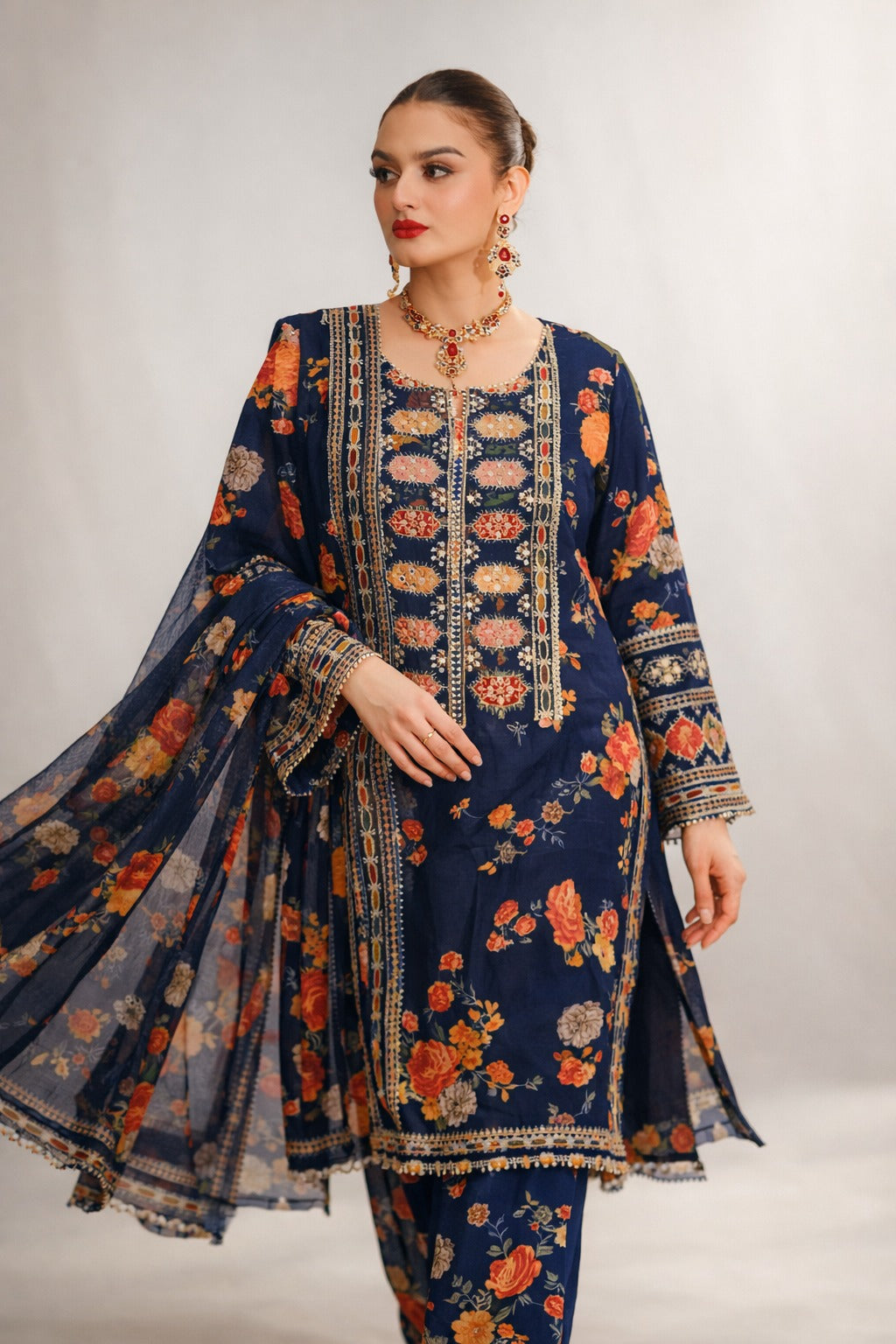 Aneela's Collection 3 Pc Unstitched Fancy Lawn Suit